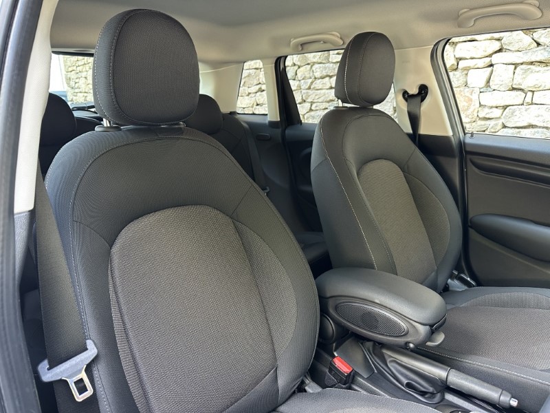 2019 (19) MINI HATCHBACK 1.5 Cooper Classic II 5dr Auto 5744271