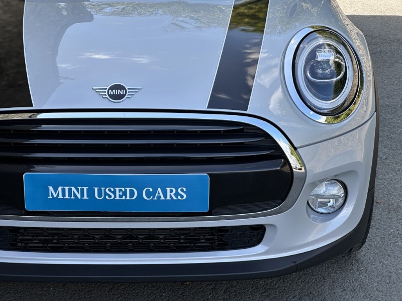 2019 (19) MINI HATCHBACK 1.5 Cooper Classic II 5dr Auto 5744277