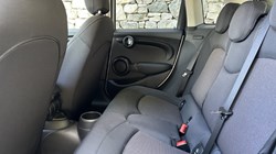 2019 (19) MINI HATCHBACK 1.5 Cooper Classic II 5dr Auto 5744279