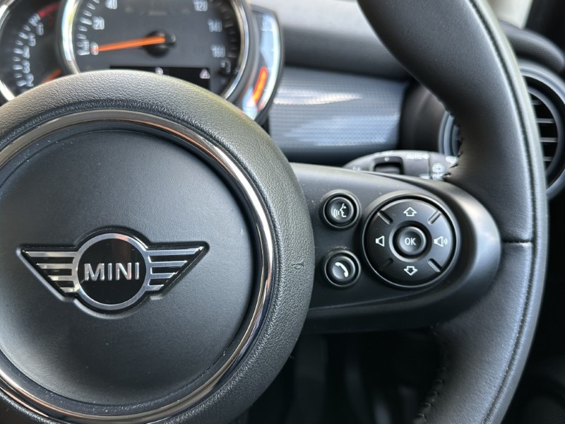 2019 (19) MINI HATCHBACK 1.5 Cooper Classic II 5dr Auto 5744270