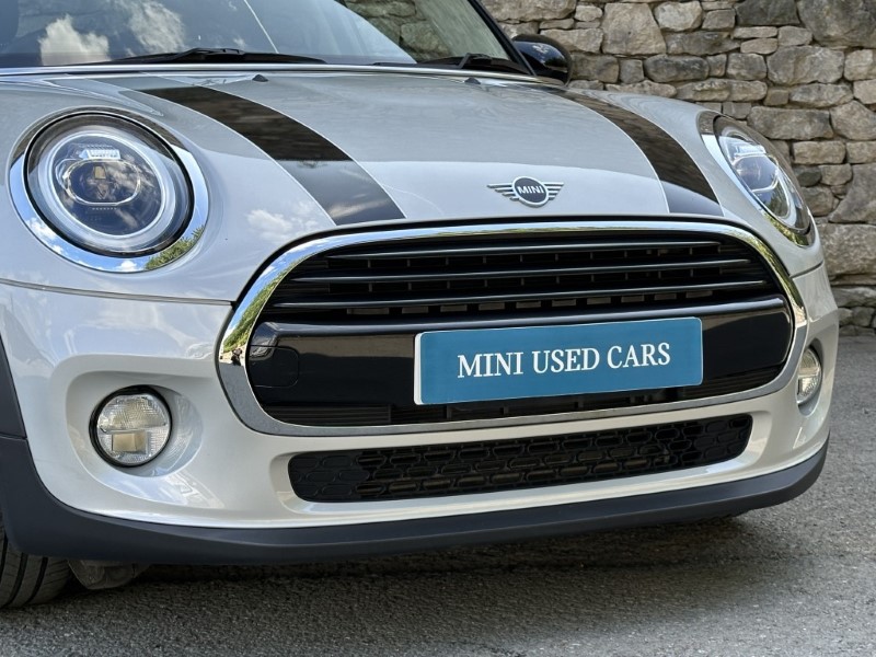 2019 (19) MINI HATCHBACK 1.5 Cooper Classic II 5dr Auto 5744309