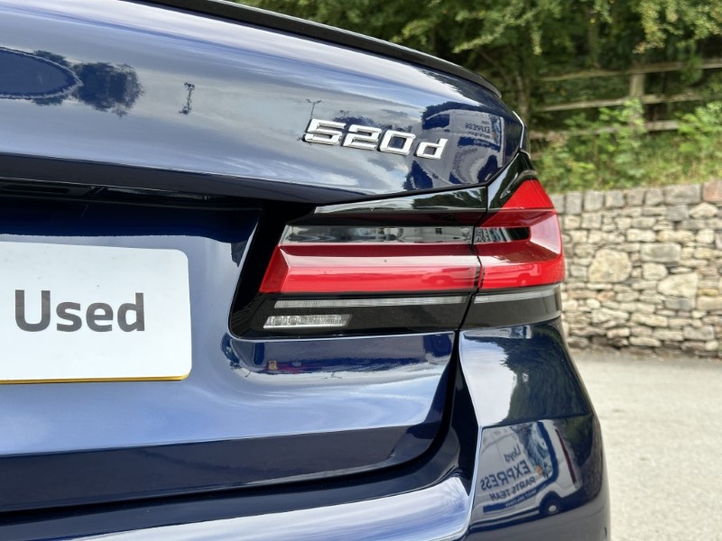 2022 (72) BMW 5 SERIES 520d MHT M Sport 4dr Saloon 5791526