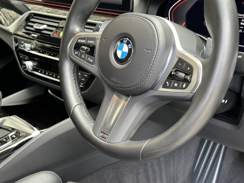2022 (72) BMW 5 SERIES 520d MHT M Sport 4dr Saloon 5791530