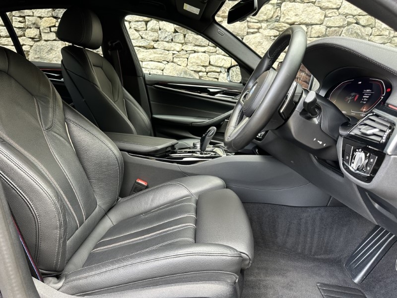 2022 (72) BMW 5 SERIES 520d MHT M Sport 4dr Saloon 5791531