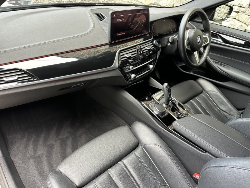 2022 (72) BMW 5 SERIES 520d MHT M Sport 4dr Saloon 5791558