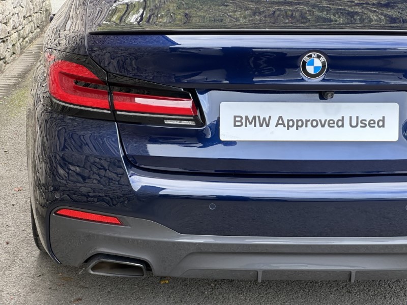 2022 (72) BMW 5 SERIES 520d MHT M Sport 4dr Saloon 5791524