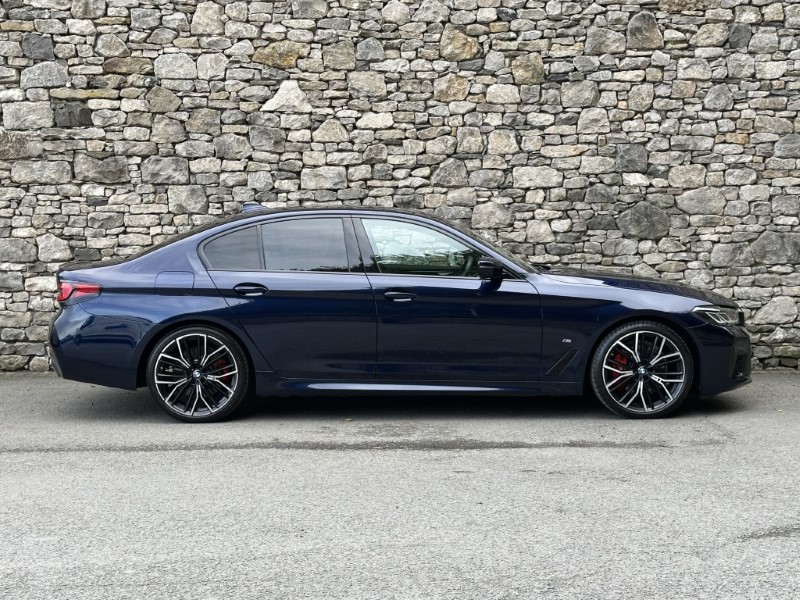 2022 (72) BMW 5 SERIES 520d MHT M Sport 4dr Saloon 5791522
