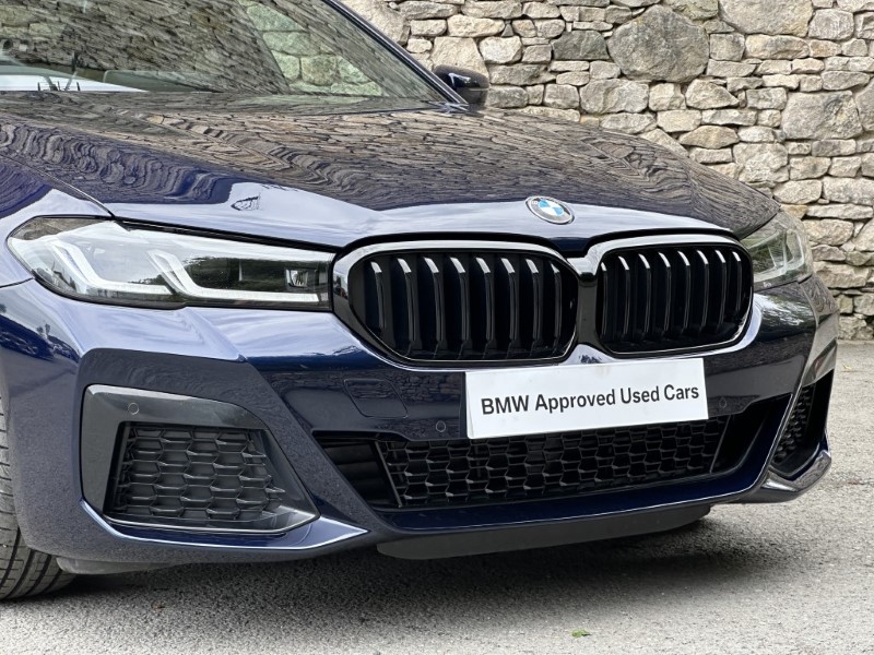 2022 (72) BMW 5 SERIES 520d MHT M Sport 4dr Saloon 5791584