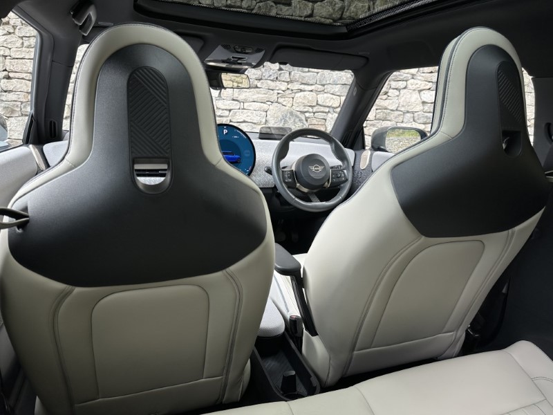 2024 (24) MINI COOPER SE Sport Level 3 5748761