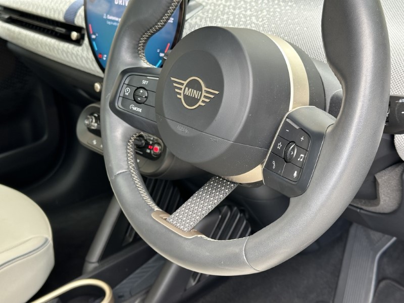 2024 (24) MINI COOPER SE Sport Level 3 5748723