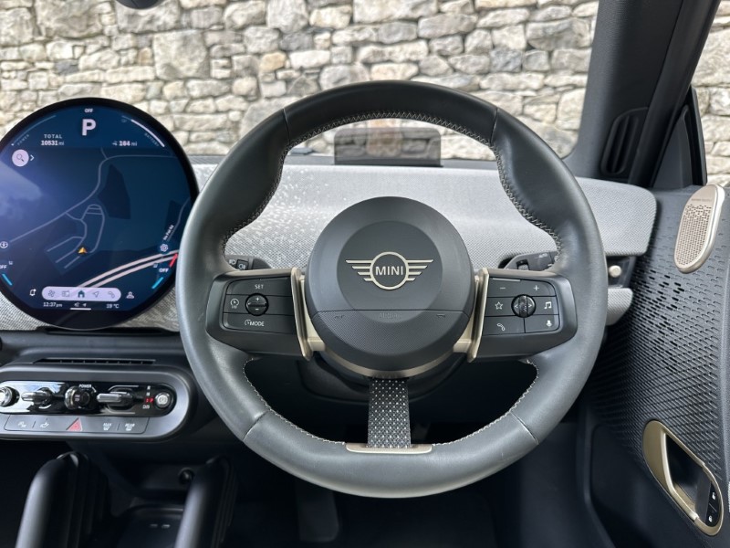 2024 (24) MINI COOPER SE Sport Level 3 5748763