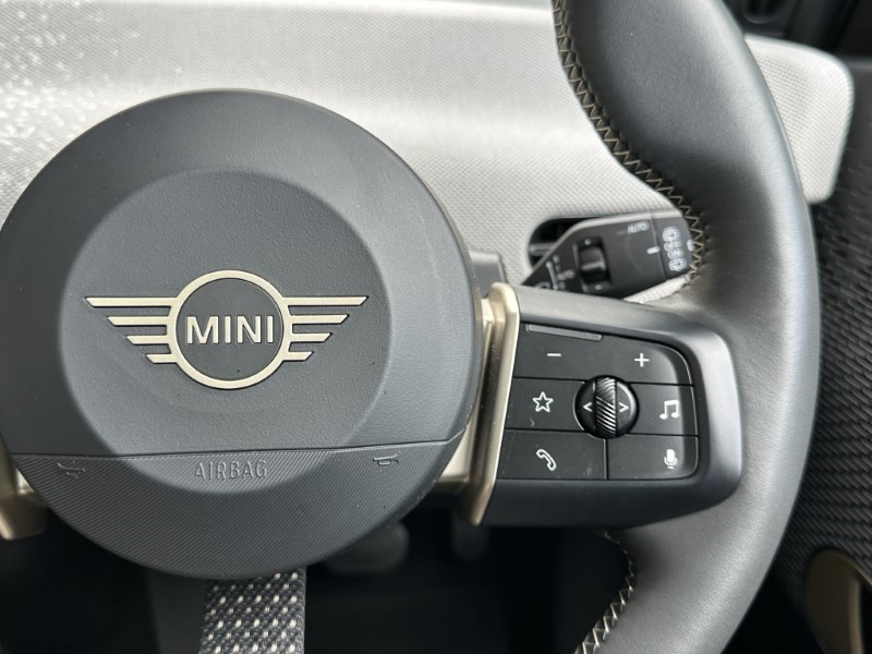 2024 (24) MINI COOPER SE Sport Level 3 5748734