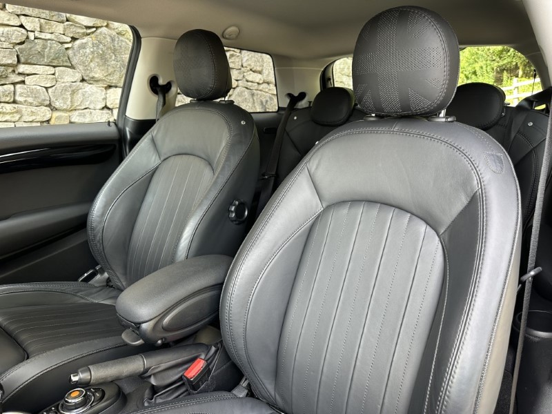 2020 (20) MINI HATCHBACK 1.5 Cooper Exclusive II 3dr Auto 5747822