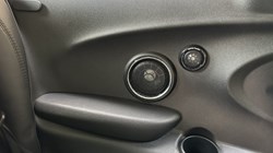 2020 (20) MINI HATCHBACK 1.5 Cooper Exclusive II 3dr Auto 5747804