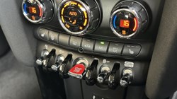 2020 (20) MINI HATCHBACK 1.5 Cooper Exclusive II 3dr Auto 5747813