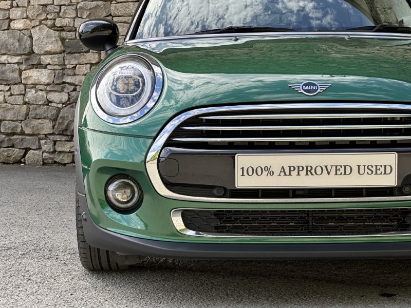 2020 (20) MINI HATCHBACK 1.5 Cooper Exclusive II 3dr Auto 5747855