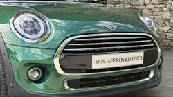 2020 (20) MINI HATCHBACK 1.5 Cooper Exclusive II 3dr Auto 5747854