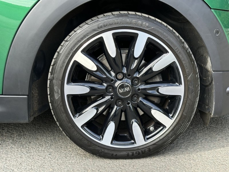 2020 (20) MINI HATCHBACK 1.5 Cooper Exclusive II 3dr Auto 5747860