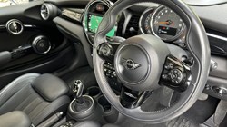 2020 (20) MINI HATCHBACK 1.5 Cooper Exclusive II 3dr Auto 5747799
