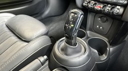 2020 (20) MINI HATCHBACK 1.5 Cooper Exclusive II 3dr Auto 5747805