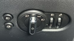 2020 (20) MINI HATCHBACK 1.5 Cooper Exclusive II 3dr Auto 5747810