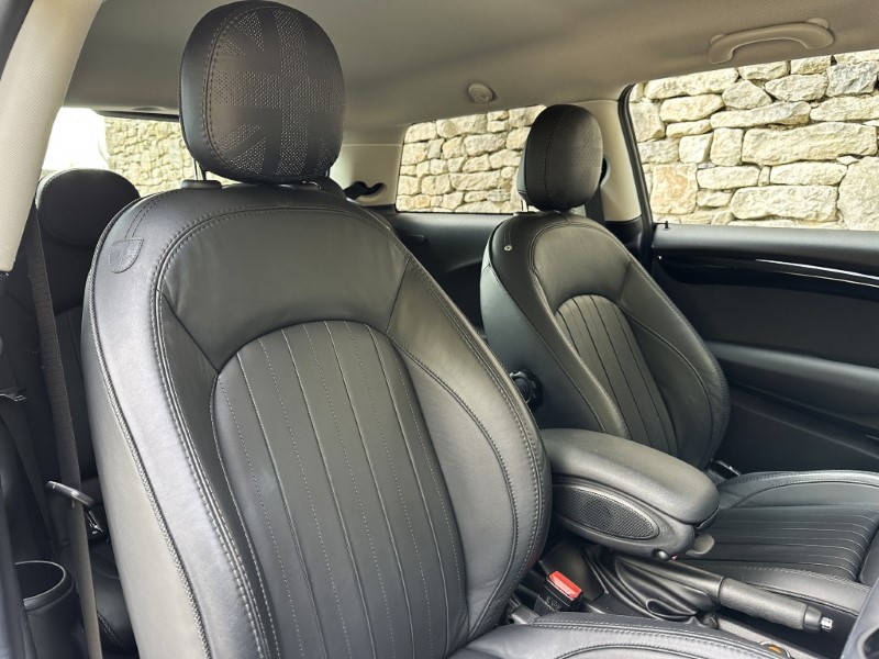 2020 (20) MINI HATCHBACK 1.5 Cooper Exclusive II 3dr Auto 5747802