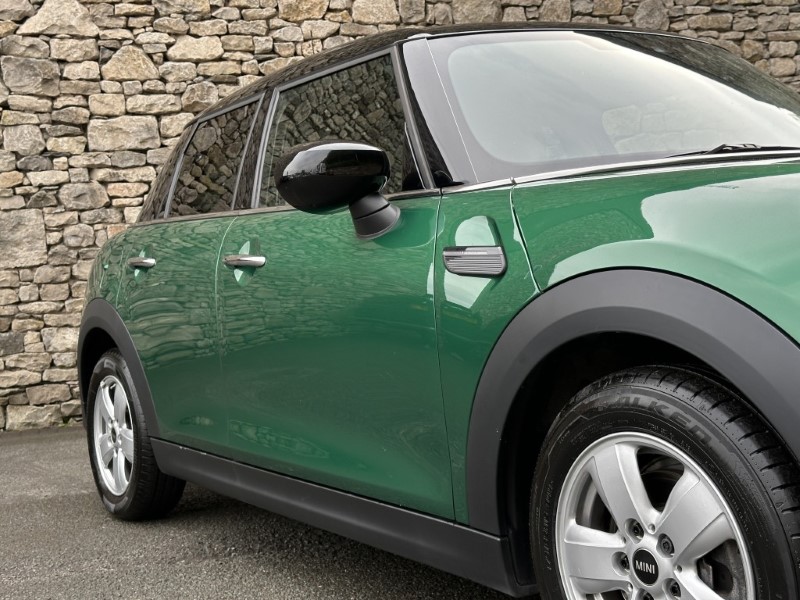 2023 (73) MINI HATCHBACK 1.5 Cooper Classic 5dr Auto 5755000