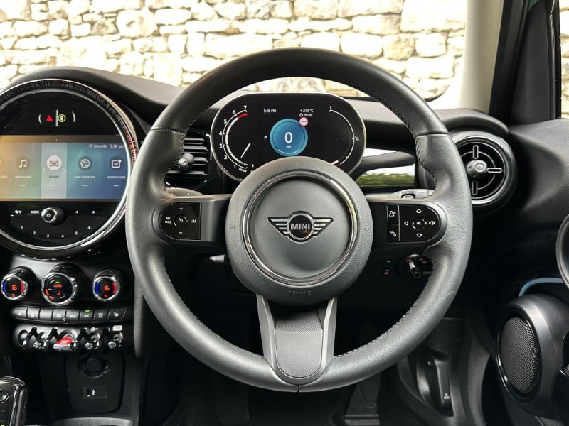 2023 (73) MINI HATCHBACK 1.5 Cooper Classic 5dr Auto 5754977