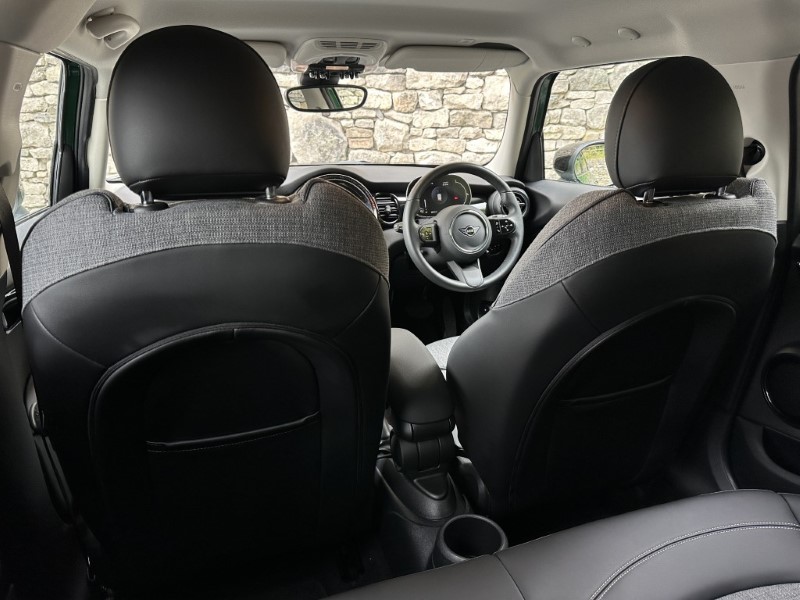 2023 (73) MINI HATCHBACK 1.5 Cooper Classic 5dr Auto 5754975