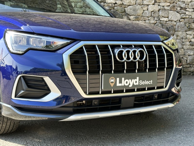 2024 (24) AUDI Q3 35 TFSI Sport 5dr S Tronic 5742191