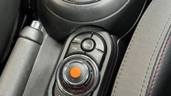 2020 (70) MINI CONVERTIBLE 2.0 Cooper S Sport II 2dr Auto 5762047