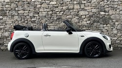 2020 (70) MINI CONVERTIBLE 2.0 Cooper S Sport II 2dr Auto 5762101