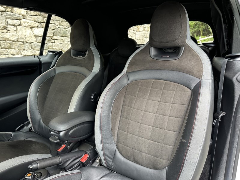 2020 (70) MINI CONVERTIBLE 2.0 Cooper S Sport II 2dr Auto 5762062
