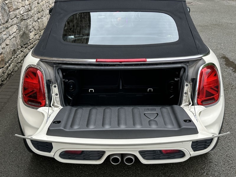 2020 (70) MINI CONVERTIBLE 2.0 Cooper S Sport II 2dr Auto 5762037