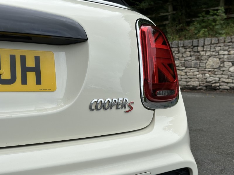 2020 (70) MINI CONVERTIBLE 2.0 Cooper S Sport II 2dr Auto 5762036