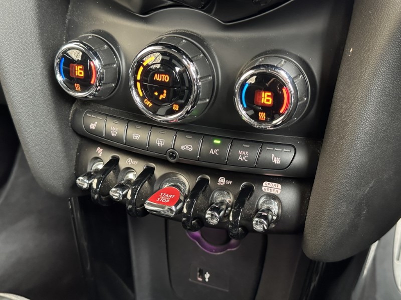 2020 (70) MINI CONVERTIBLE 2.0 Cooper S Sport II 2dr Auto 5762049