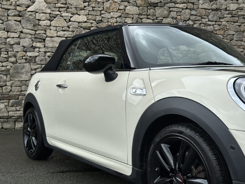 2020 (70) MINI CONVERTIBLE 2.0 Cooper S Sport II 2dr Auto 5762095