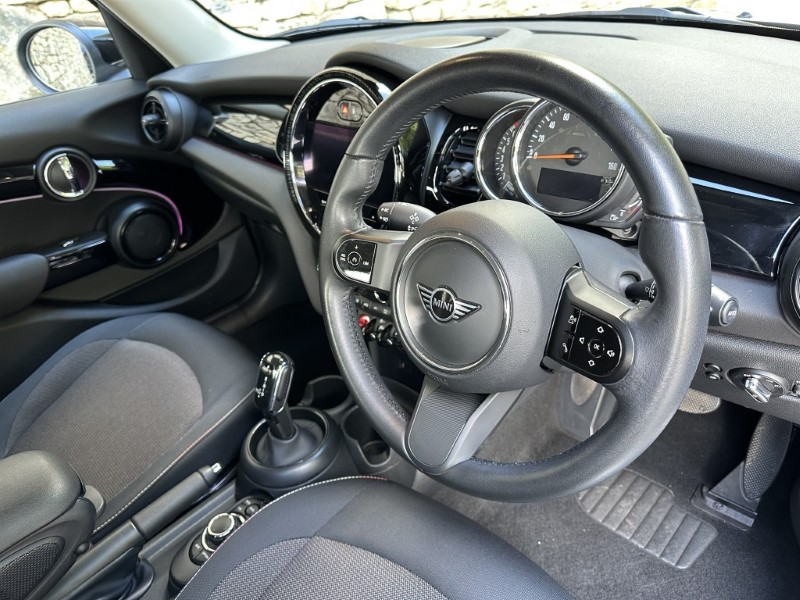 2023 (72) MINI HATCHBACK 1.5 Cooper Classic 5dr Auto 5805347