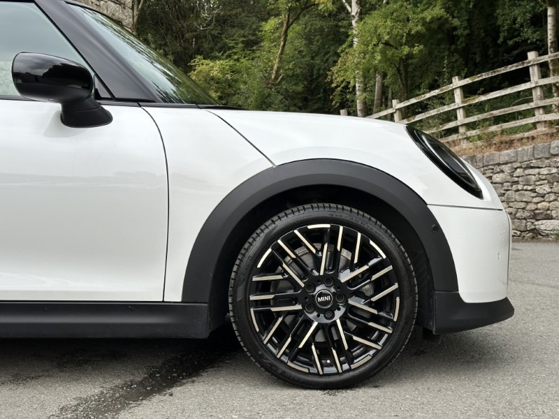 2025 (74) MINI COOPER 2.0 S Exclusive 3dr Auto 5757763