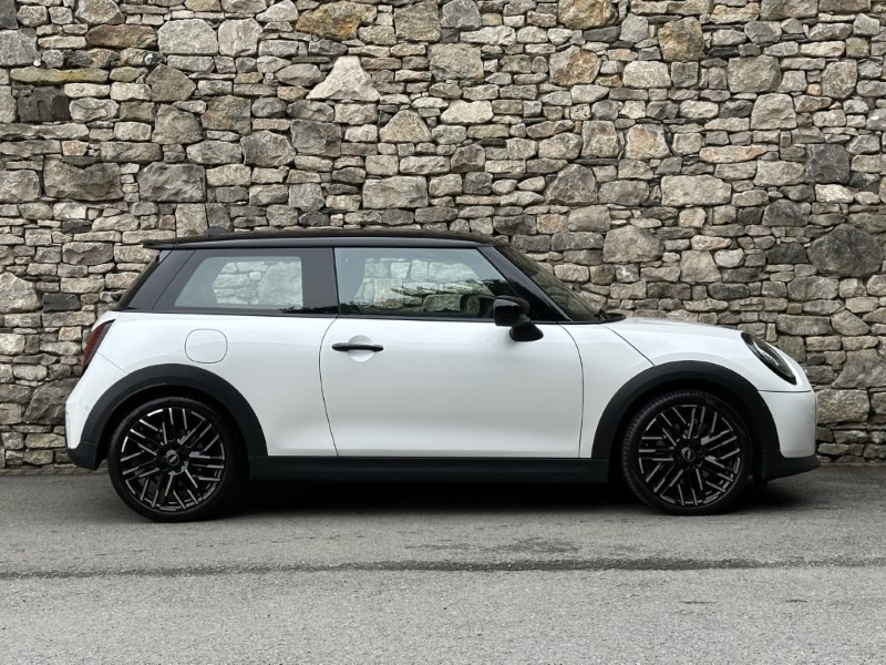 2025 (74) MINI COOPER 2.0 S Exclusive 3dr Auto 5757696