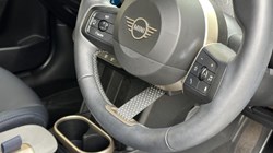 2025 (74) MINI COOPER 2.0 S Exclusive 3dr Auto 5757704