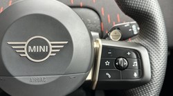 2025 (75) MINI COUNTRYMAN 1.5 C Sport 5dr Auto 5759944