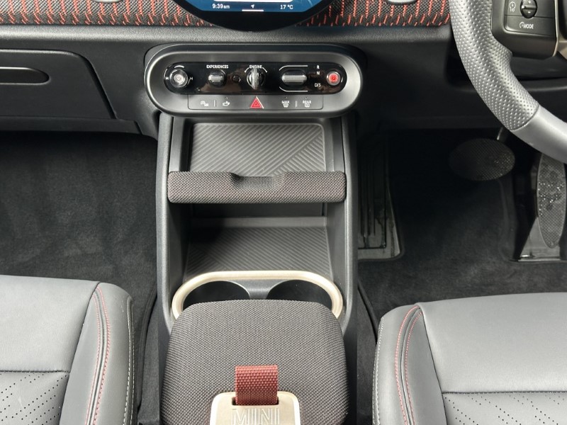 2025 (75) MINI COUNTRYMAN 1.5 C Sport 5dr Auto 5759974