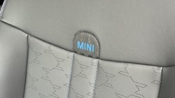 2025 (75) MINI COUNTRYMAN 1.5 C Classic 5dr Auto 5800583