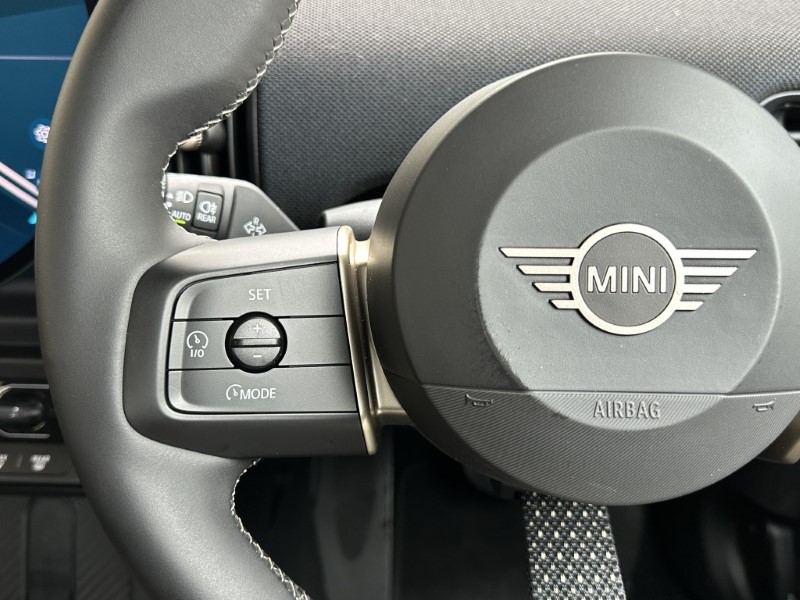 2025 (25) MINI COOPER 1.5 C Classic 5dr Auto 5816371