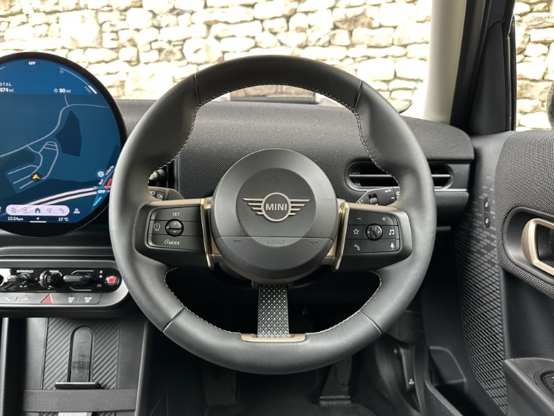 2025 (25) MINI COOPER 1.5 C Classic 5dr Auto 5816402