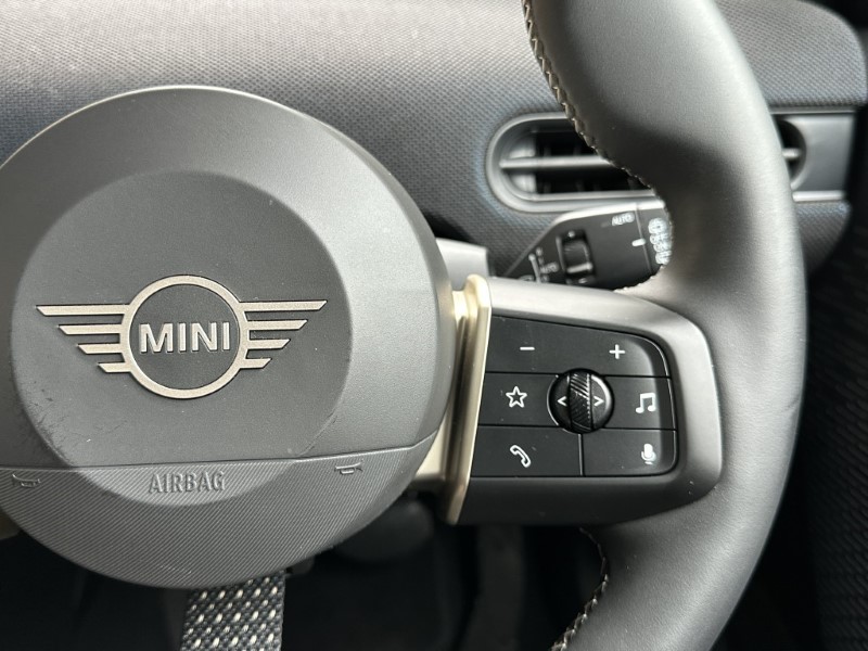 2025 (25) MINI COOPER 1.5 C Classic 5dr Auto 5816372