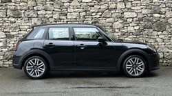 2025 (25) MINI COOPER 1.5 C Classic 5dr Auto 5816352