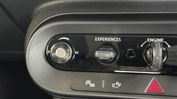 2025 (25) MINI COOPER 1.5 C Classic 5dr Auto 5816369