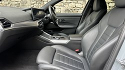 2024 (24) BMW 3 SERIES 320i M Sport 5dr Touring 5817157
